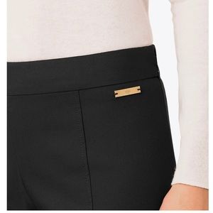 🌺 Tory Burch Ankle Pants 👖
